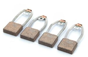 Set 4 spazzole di carbone per elica di prua - Set of 4 carbon brushes for bow thruster